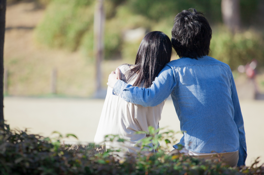 上海市侦探调查：有人带动别人孤立你怎么反击